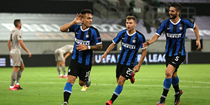 赛塞维利亚VS国际米兰欧联杯决赛 双方火力全开