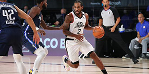 小卡32+9仍带不动队友 这是自己选的路终究得自己扛