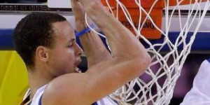 库里的年薪是多少？库里有多少年薪？