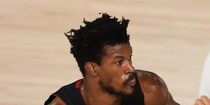 巴特勒40分创下新高 关键球定胜负