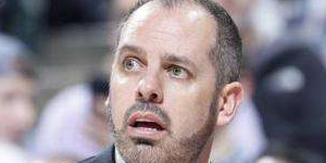 湖人的主教练是谁？湖人的主教练叫什么？