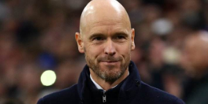 滕哈格:利物浦还是出色 不会为范戴克做出大改