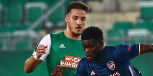 哈格里夫斯称赞托马斯 比赛表现太好了