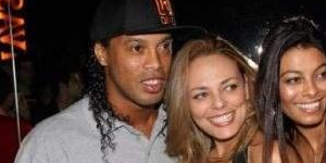 小罗为什么没钱了？小罗没钱的具体原因