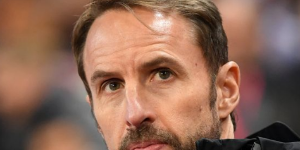 索斯盖特：球员们被球队施压 这是权力的游戏