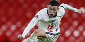 卡拉格：福登能够自如控球 表现令人兴奋