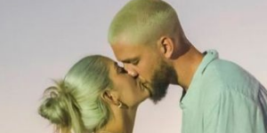 帕森斯宣布求婚成功 曾是著名情场浪子