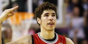 三球是谁的儿子？三球的父亲是谁？