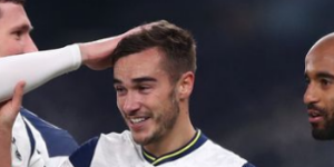 穆帅：只能11人首发机会 会给努力拼搏的人