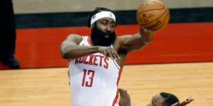 12月16日火箭vs马刺比赛战报 哈登复出比赛