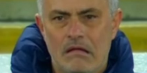 利物浦绝杀热刺 穆帅表情瞬间凝固