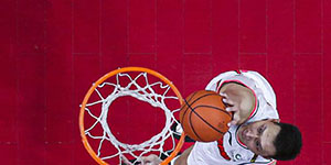 1月26日CBA常规赛广东对四川 广东豪夺四连胜