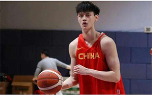 曾凡博个人简介