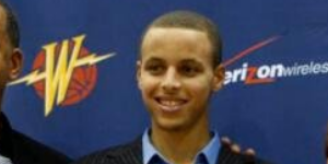 库里是黑白混血吗