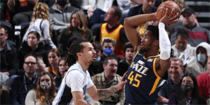 2022年2月12日NBA常规赛魔术VS爵士  爵士队取得5连胜