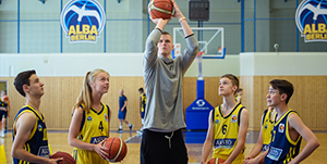 波神是哪个球员