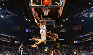 NBA常规赛掘金VS勇士 莫里斯三分绝杀勇士