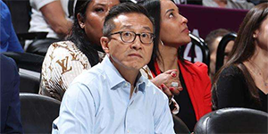 篮网队老板是中国人吗