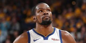 杜兰特去篮网为什么穿7号球衣