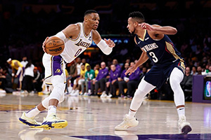 NBA常规联赛鹈鹕VS湖人麦科勒姆22+5+8取得两连胜