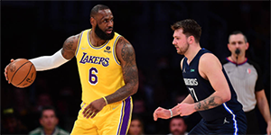 3月2日NBA常规赛独行侠VS湖人 湖人惨遭3连败