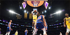 3月6日NBA常规赛勇士VS湖人 勇士遭遇4连败