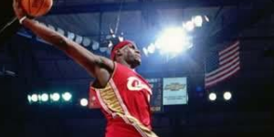 詹姆斯有扣篮大赛冠军吗