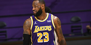 詹姆斯什么时候加入湖人