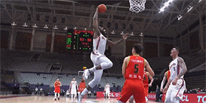 3月10日CBA第33轮上海久事vs九台农商银行比赛战报 上海5人上双复仇吉林