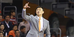 杜锋是哪个队主教练