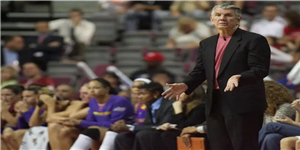 跑轰战术是谁发明的