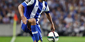 左后卫和右后卫区别是什么