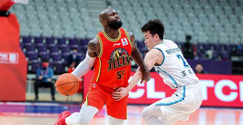 3月17日CBA第36轮青岛每日优鲜vs九台农商银行比赛战报 琼斯43+8+6