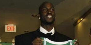 雷阿伦和加内特怎么了