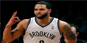 德隆威廉姆斯为什么无球可打