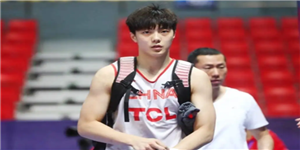 胡明轩现在在哪一个篮球队