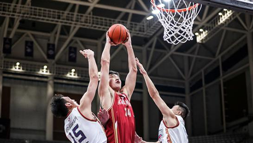 3月21日CBA第38轮南京同曦宙光vs浙江稠州金租比赛战报 浙江7人上双