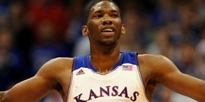 恩比德为什么穿21号球衣