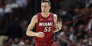 邓肯罗宾逊全是三分出手怎么回事