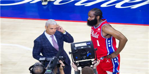 2022年3月30日NBA常规赛雄鹿VS76人 76人队遭遇2连败