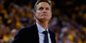 史蒂夫科尔什么时候退役的