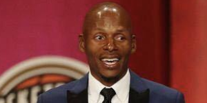 雷阿伦什么时候进的名人堂