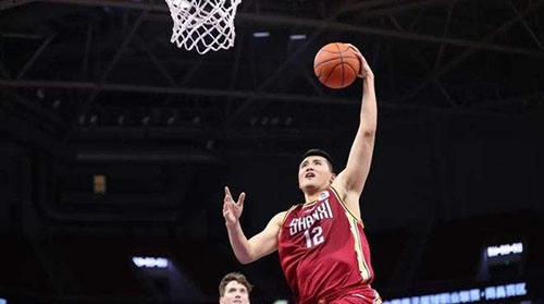 闫鹏飞是哪里人