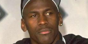 乔丹退役后成为什么职业运动员