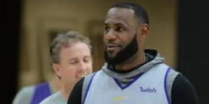 詹姆斯为什么要穿6号