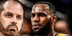 詹姆斯平时打什么位置