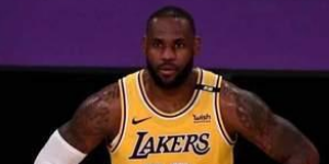 詹姆斯为什么要打控卫