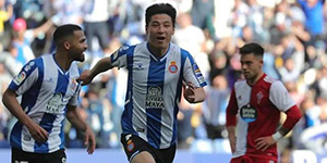 武磊绝杀 西班牙人1-0塞尔塔