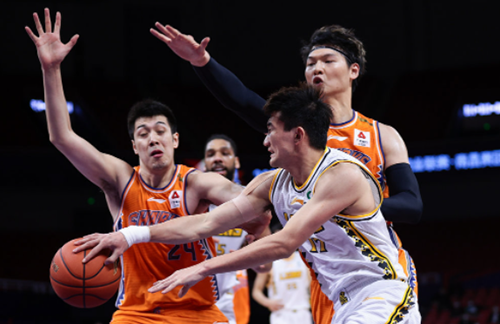 4月13日CBA季后赛半决赛浙江广厦控股vs上海久事比赛战报 孙铭徽27+5+11