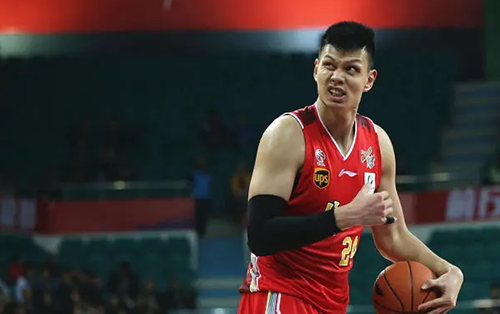 许钟豪什么来头